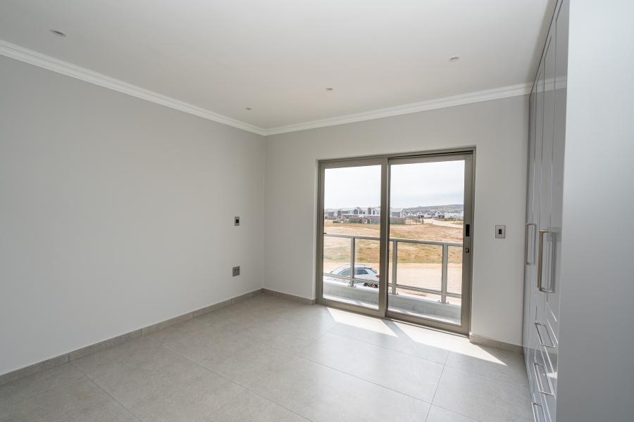 To Let 3 Bedroom Property for Rent in Langebaan Country Estate Western Cape